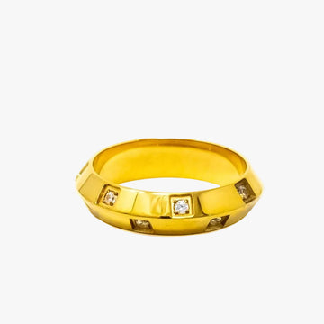 Sparkling 22K Gold Women’s Statement Ring